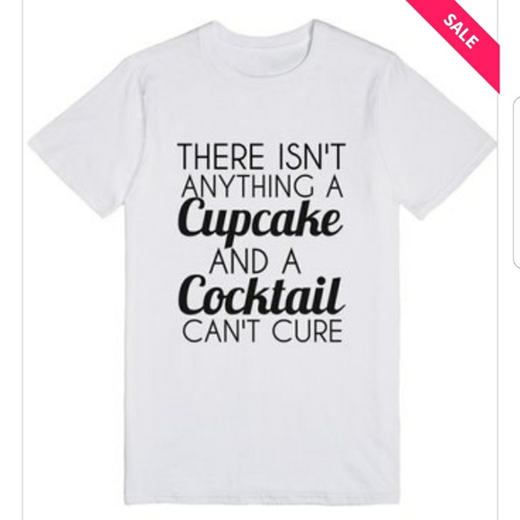 Cupcake Cocktail Tshirt - Picture 1 of 1